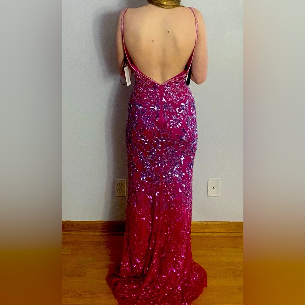 Prom dress! - Picture 3 of 5